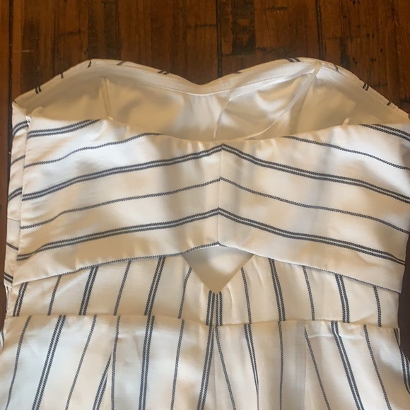 NWOT Greylin Anthropologie - White and black jumpsuit halter - XS - Picture 6 of 7